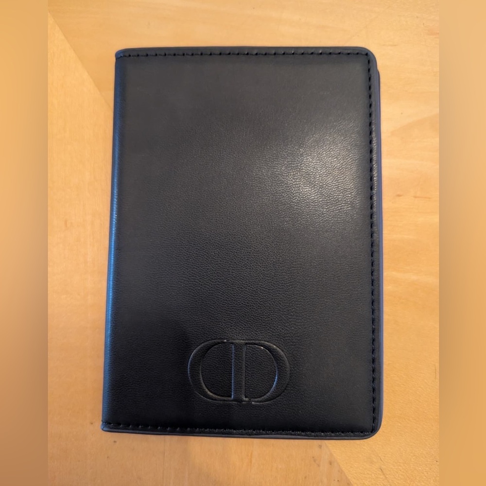 Dior Beauté Passport Holder Navy